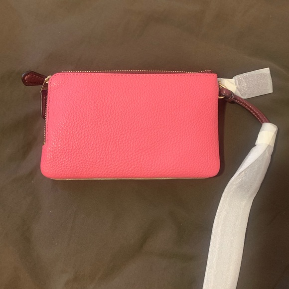 ⭐️Coach Signature Double Corner Zip Wristlet⭐️ - Picture 5 of 9